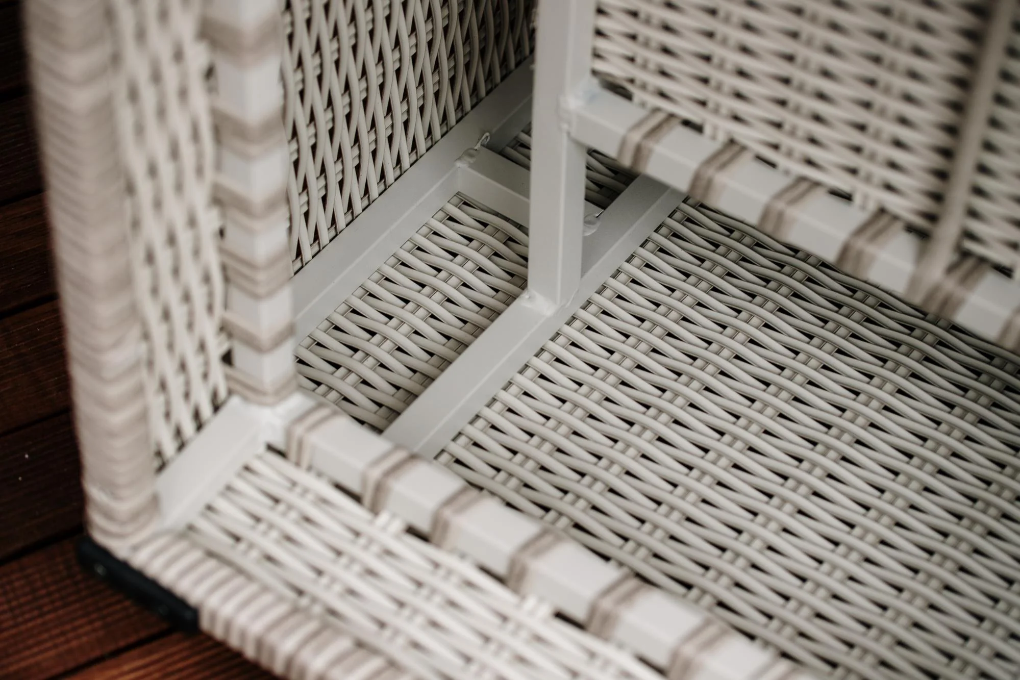 Aluminiowa rama mebli ogrodowych — detal konstrukcji