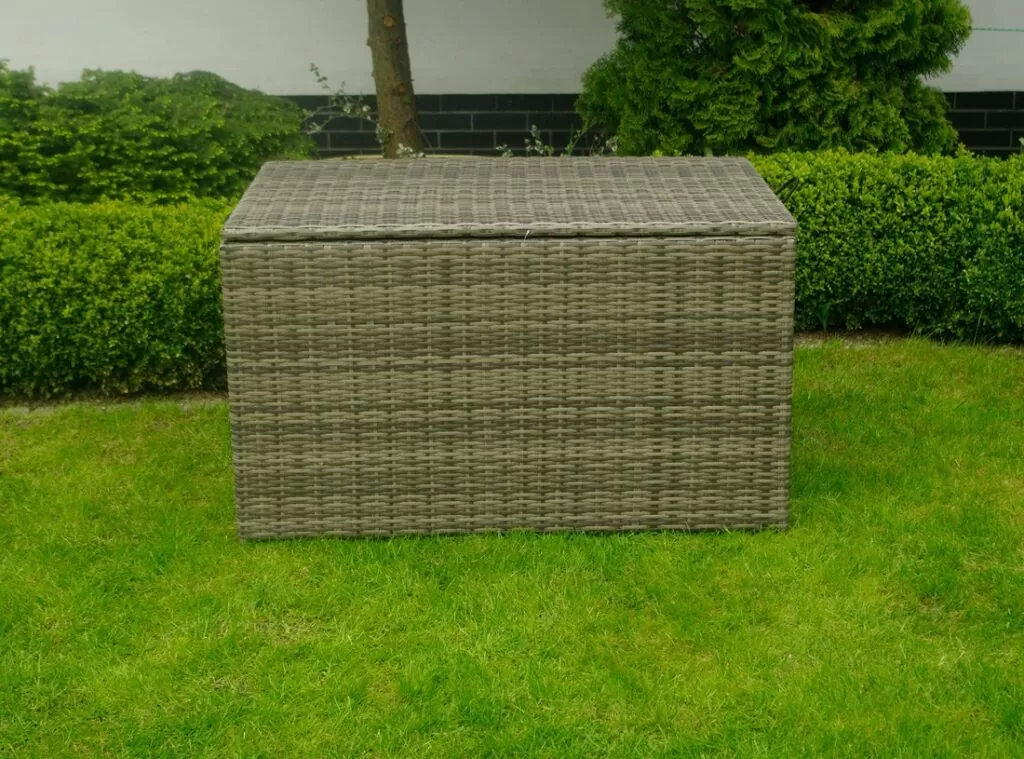 BOX BIG brąz-mat — wnętrze skrzyni z wewnętrznym pokrowcem