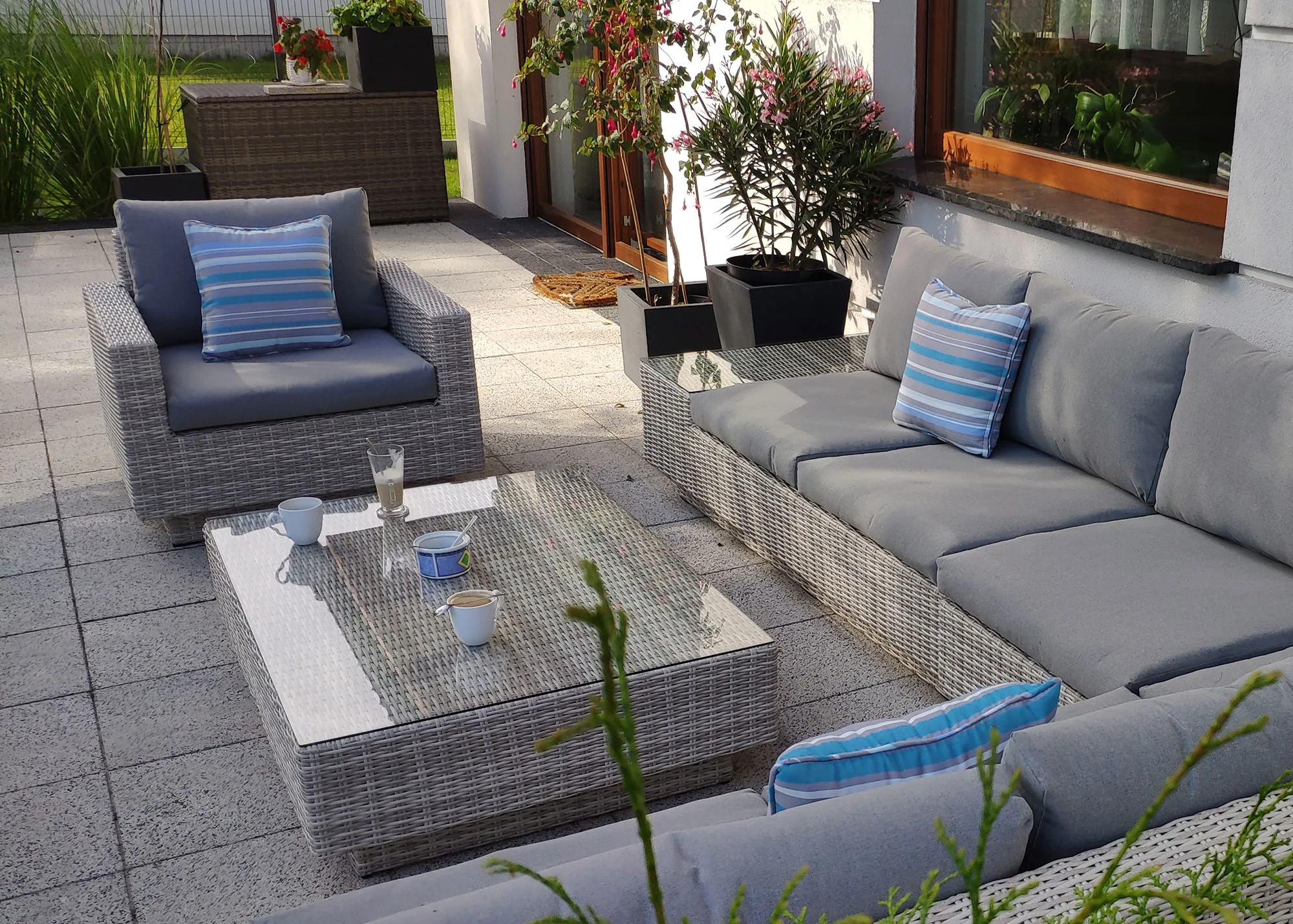 Calabria Big — narożnik ogrodowy jasno-szary