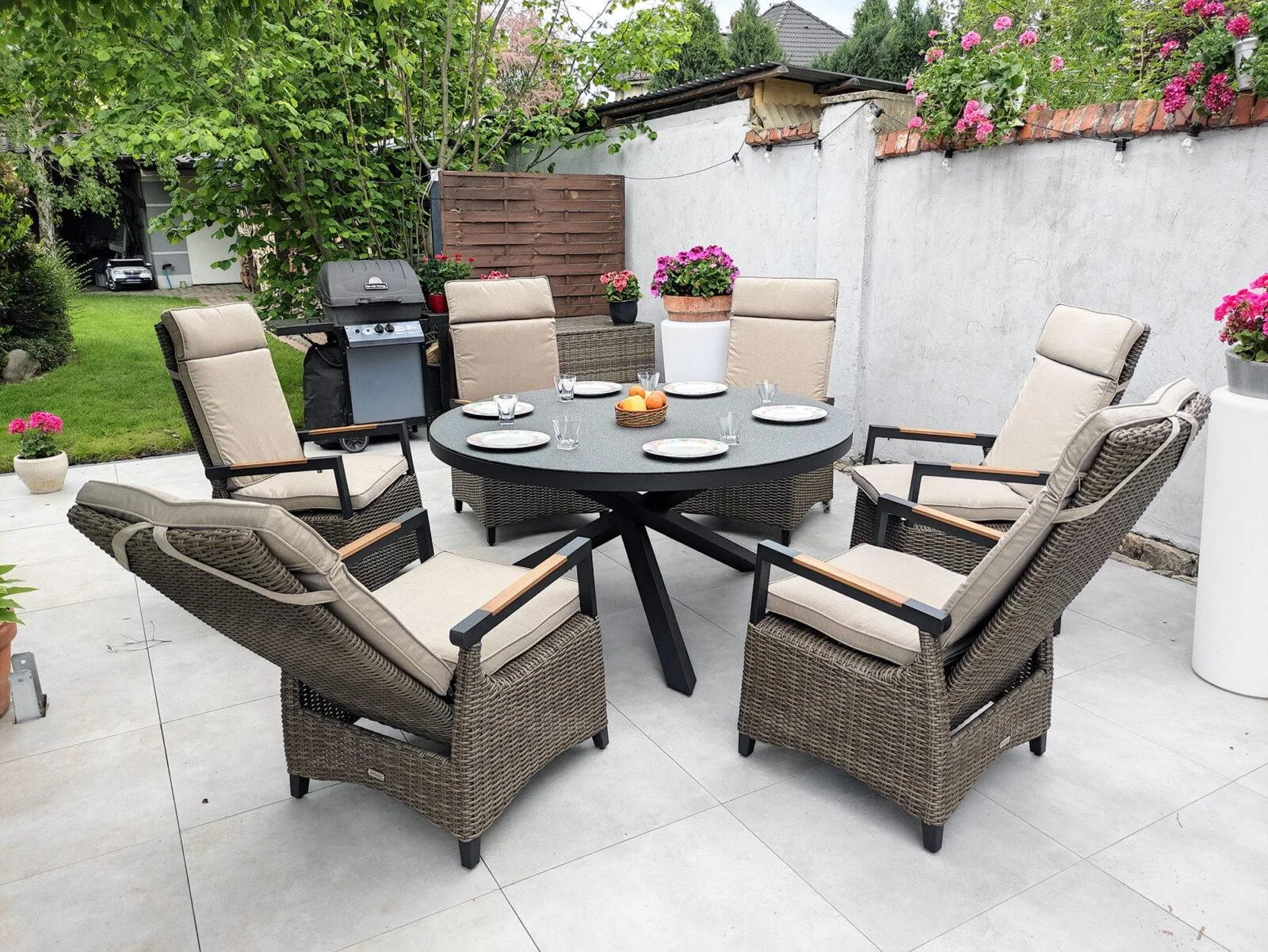 Meble ogrodowe CAMINA 150 — aluminium i technorattan, stół 150cm i fotele regulowane
