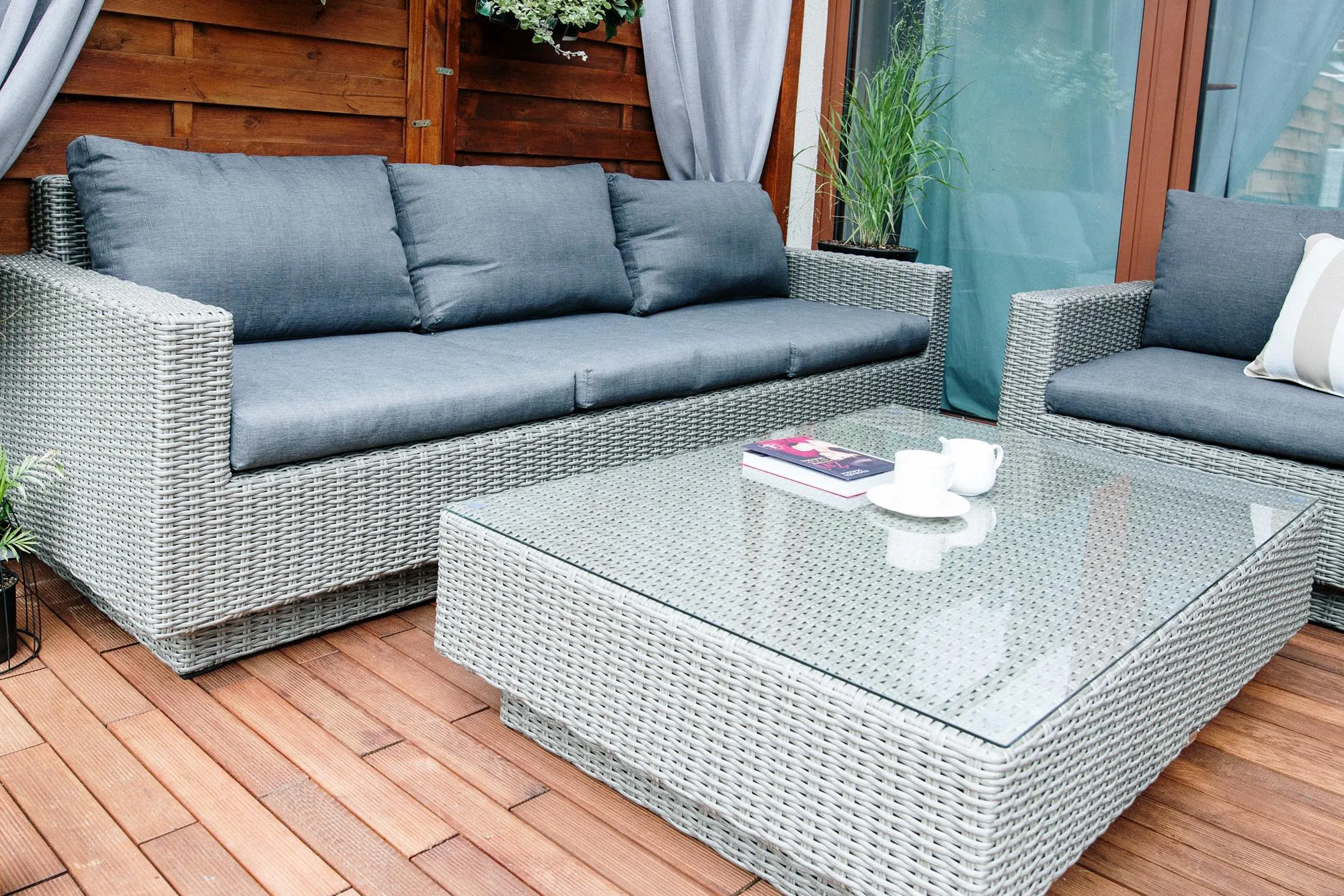 CAMPANIA jasny szary — zestaw na tarasie