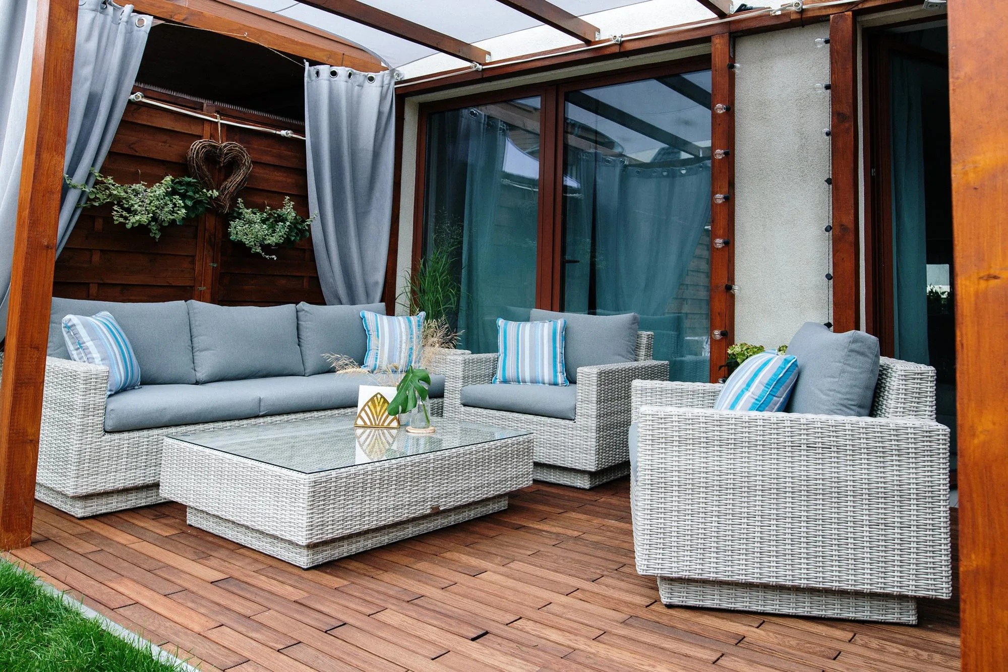 CAMPANIA jasny szary — detal zestawu wypoczynkowego