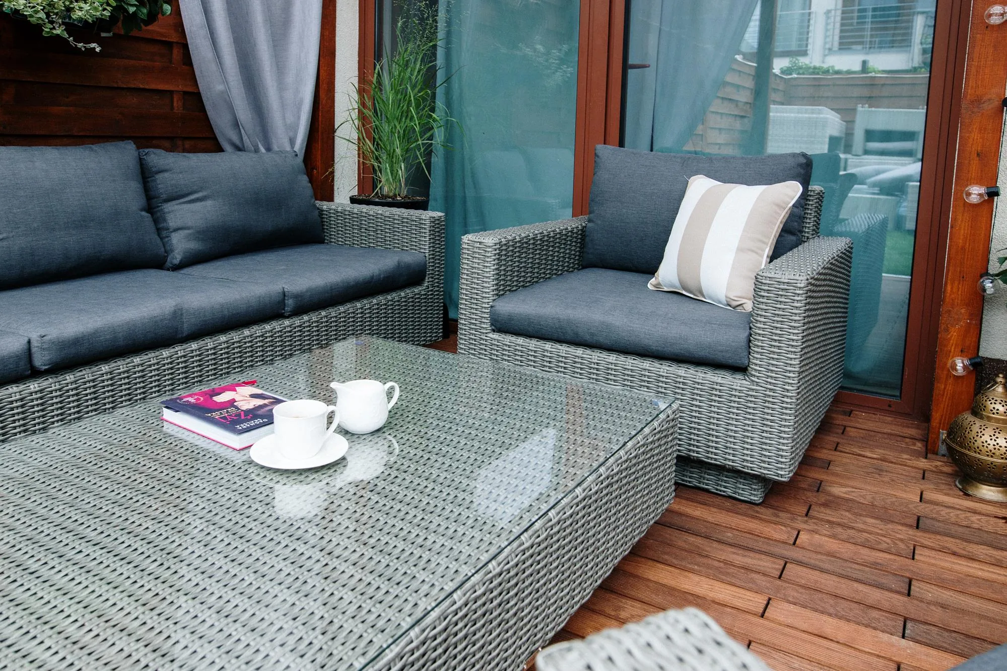 CAMPANIA szary — zestaw mebli ogrodowych na tarasie