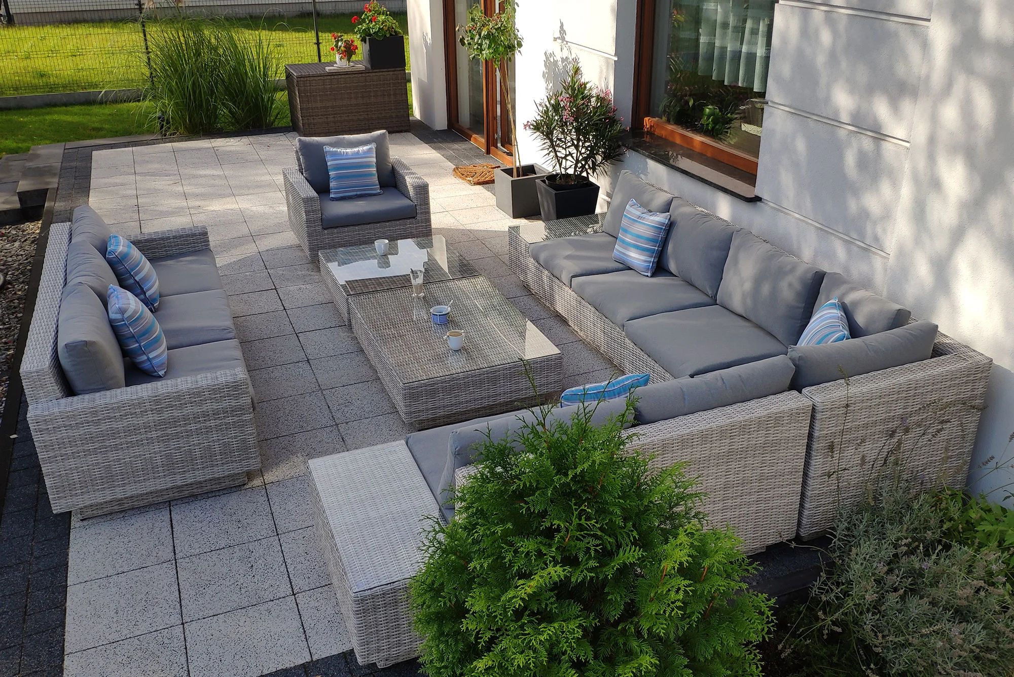 CATANZARO Premium jasno-szary — zestaw ogrodowy Bel Giardino