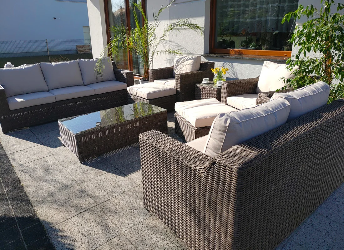 LEVANTE BIG kolor brązowy — sofa 3-osobowa 230 cm i sofa 2-osobowa, meble ogrodowe technorattan